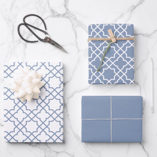 Dusty Blue Arabesque Muster Geschenkpapier (Vorderseite)