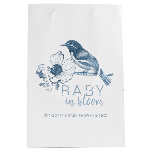 Dusty Blue Baby in Bloom Boy Shower Geschenktasche Mittlere Geschenktüte (Vorderseite)