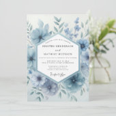 Dusty Blue Bloom Botanical Wedding Einladung (Stehend Vorderseite)