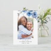 Dusty Blue & Blue Floral Save the Date Foto 2B (Stehend Vorderseite)