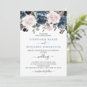 Dusty Blue Blush Pink Botanische Hochzeit mit flor Einladung (Stehend Vorderseite)