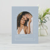 Dusty Blue Boho Arch Foto QR Code Rettete Unser Da Einladung (Stehend Vorderseite)