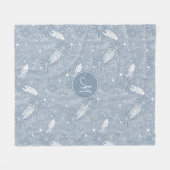 Dusty Blue Boho Feathers Blume Piss Monogramm Fleecedecke (Vorderseite (Horizontal))
