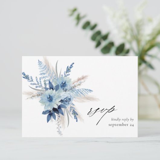 Dusty Blue Boho Floral w Meal RSVP Karte 2 (Stehend Vorderseite)