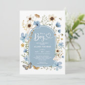 Dusty Blue Boho Wildblume Boy Baby Shower Einladung (Stehend Vorderseite)