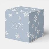 Dusty Blue Boho Winter Snowflake Babydusche Geschenkschachtel (Rückseite)