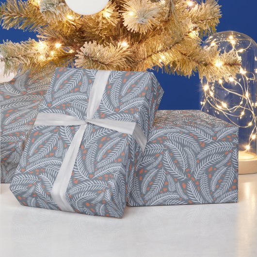 Dusty Blue Botanic Christmas Pine Tree Leaf Geschenkpapier (Feiertage)