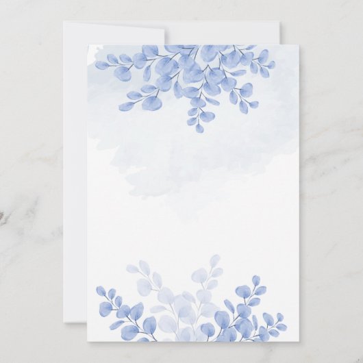 Dusty Blue Botanical Eucalyptus Blätter Wedding Einladung (Rückseite)