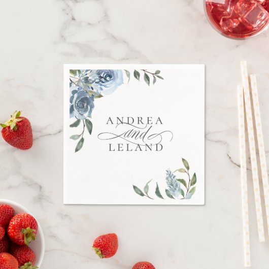 Dusty Blue Botanical Wedding Serviette (Beispiel)