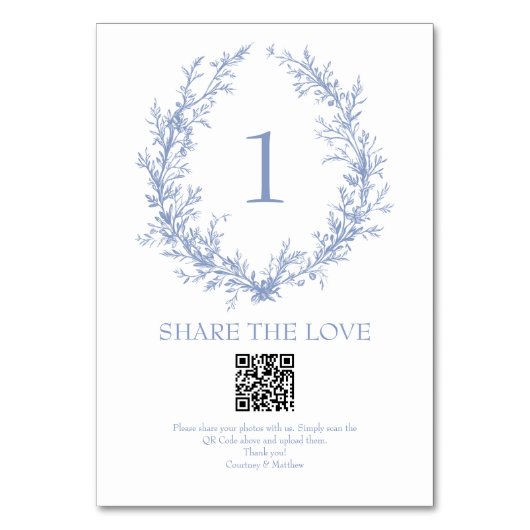 Dusty Blue Botanical Wreath QR Code Foto Sharing Tischnummer (Vorderseite)
