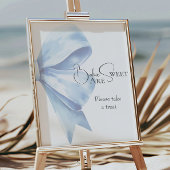 Dusty Blue Bow Babydusche Babys sind süß Poster