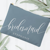Dusty Blue Bridesmaid Moderne Kalligrafie Zubehörtasche