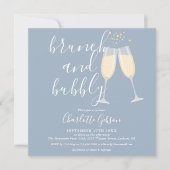 Dusty Blue Brunch Bubbly Script Brautparty Einladung (Vorderseite)