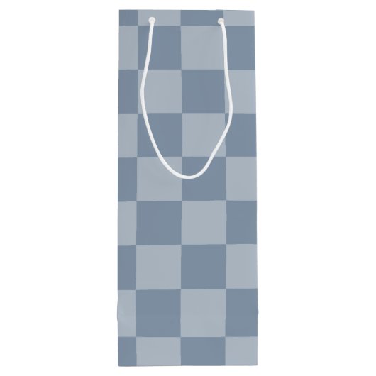 Dusty Blue Checkerboard Geschenktüte Für Weinflaschen (Rückseite)