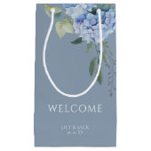 Dusty Blue | Chic Floral Blue Hydrangea Wedding Kleine Geschenktüte (Vorderseite)