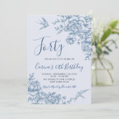 Dusty Blue Chinoiserie Vintag Floral Geburtstag Einladung (Stehend Vorderseite)