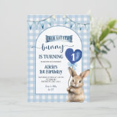 Dusty Blue Coquette Little Bunny Floral Birthday Einladung (Stehend Vorderseite)
