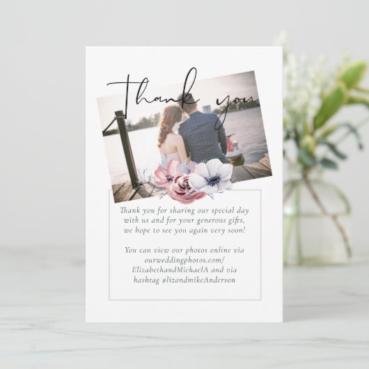 Dusty Blue Coral Floral Script Wedding Vielen Dank (Stehend Vorderseite)