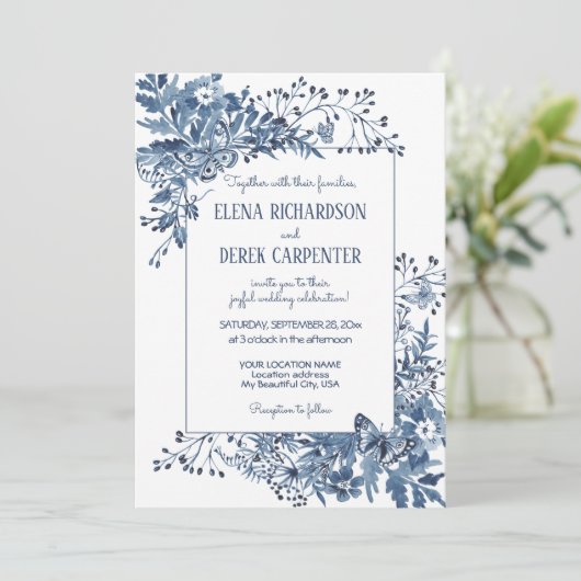 Dusty Blue Country Blume Wasserfarben Hochzeit Einladung (Stehend Vorderseite)