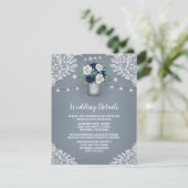 Dusty Blue Country White Lace Mason Jar Wedding Begleitkarte (Stehend Vorderseite)
