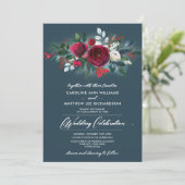 Dusty Blue | Einladung von Burgundy Red Bloom Wedd (Stehend Vorderseite)