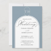 Dusty Blue Elegant Calligraphy Mit Monogramm Weddi Einladung (Vorderseite)