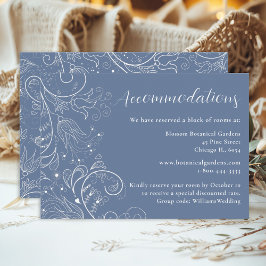 Dusty Blue Elegant Floral Hochzeitsunterkünfte Begleitkarte