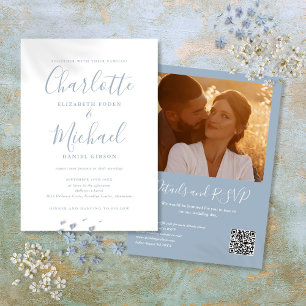 Dusty Blue Elegant Script QR Code Foto Wedding Einladung