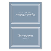 Dusty Blue Elegant Wedding Custom Guest Platzkarte Tischnummer (Vorderseite)