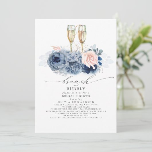 Dusty Blue Elegante Brunch und Bubbly Brautparty Einladung (Stehend Vorderseite)