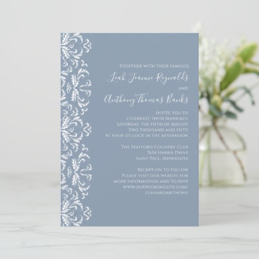 Dusty Blue Elegante Damask Einladung (Stehend Vorderseite)