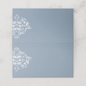 Dusty Blue elegante Damask Leere Platzkarten (Außenseite Aufgefaltet)