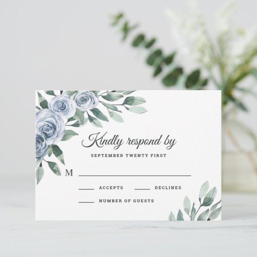 Dusty Blue Elegante Floral Boho Rose Rustikale Hoc RSVP Karte (Stehend Vorderseite)