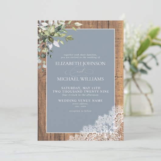 Dusty Blue Eucalyptus Botanical Wood Wedding Invit Einladung (Stehend Vorderseite)