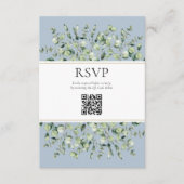Dusty Blue Eucalyptus QR Code Wedding RSVP Begleitkarte (Vorderseite)