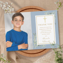Dusty Blue First Holy Communion Greenery Foto