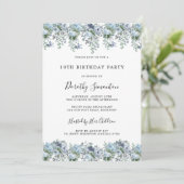 Dusty Blue Floral 19. Geburtstagsparty Einladung (Stehend Vorderseite)