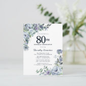 Dusty Blue Floral 80. Geburtstag Hübsch Einladungspostkarte (Stehend Vorderseite)