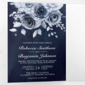 Dusty Blue Floral All in One QR Code Navy Hochzeit Dreifach Gefaltete Einladung (Innen Erste Seite)