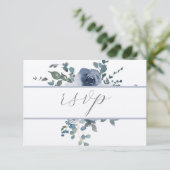 Dusty Blue Floral and Gray Wedding RSVP Einladung (Stehend Vorderseite)