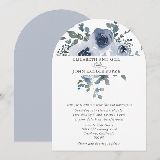 Dusty Blue Floral and Grey Arch Wedding Invitation Einladung (Vorne/Hinten)