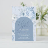 Dusty Blue Floral Baby in Bloom Baby Shower Dankeskarte (Stehend Vorderseite)
