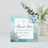 Dusty Blue Floral Baptism Boy Religious Dankeskarte (Stehend Vorderseite)