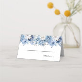 Dusty Blue Floral Blume Hochzeit Platzkarte (Vorderseite)