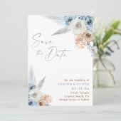 Dusty Blue Floral Boho Bridal Save the Date Einladung (Stehend Vorderseite)