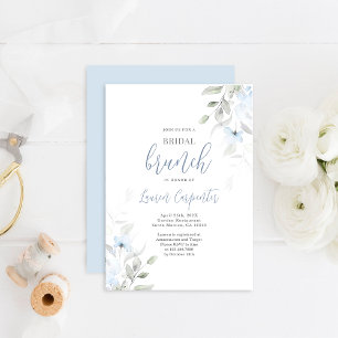 Dusty Blue Floral Brautparty Einladung