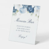 Dusty Blue Floral Brautparty Mimosa Bar Sockelschild (Vorderseite)