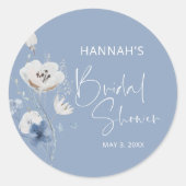 Dusty Blue Floral Brautparty Runder Aufkleber (Vorderseite)