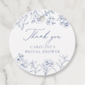 Dusty Blue Floral Chinoiserie Brautparty Geschenkanhänger (Vorderseite)