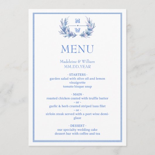 Dusty Blue Floral Crest Monogram Wedding Menükarte (Vorderseite)